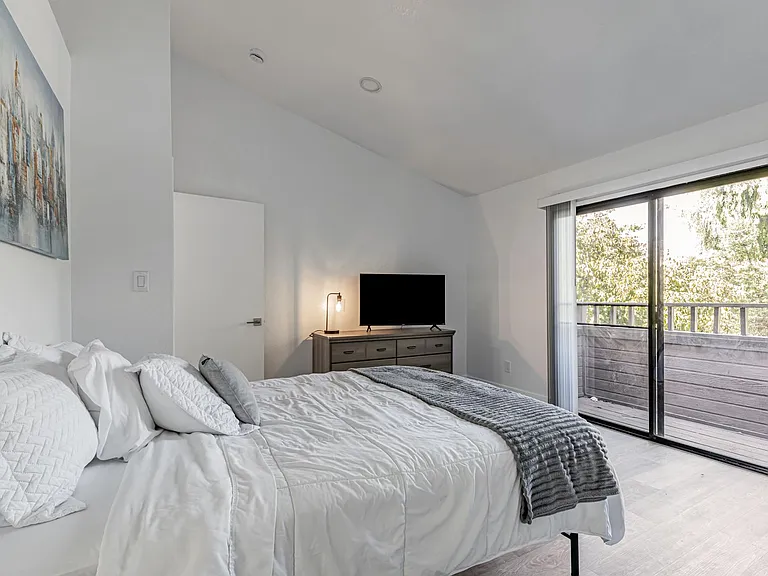 Parkview Living, LLC — Photo 12