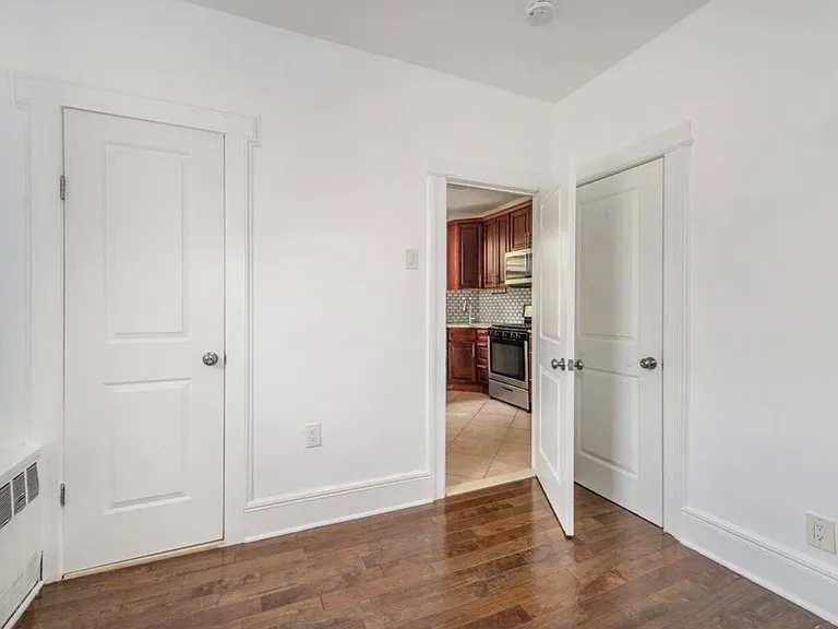 210 Wilkinson Ave #B — Photo 10