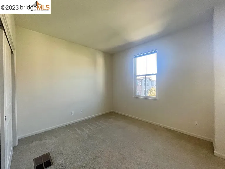 1026 Martin Luther King Dr — Photo 35