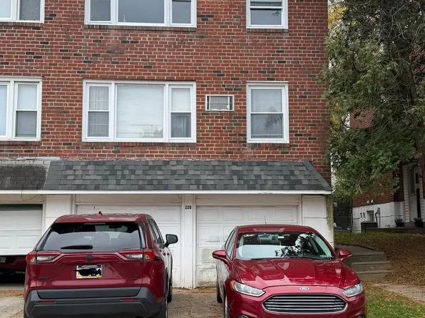 228 Erica St, Philadelphia, PA 19116