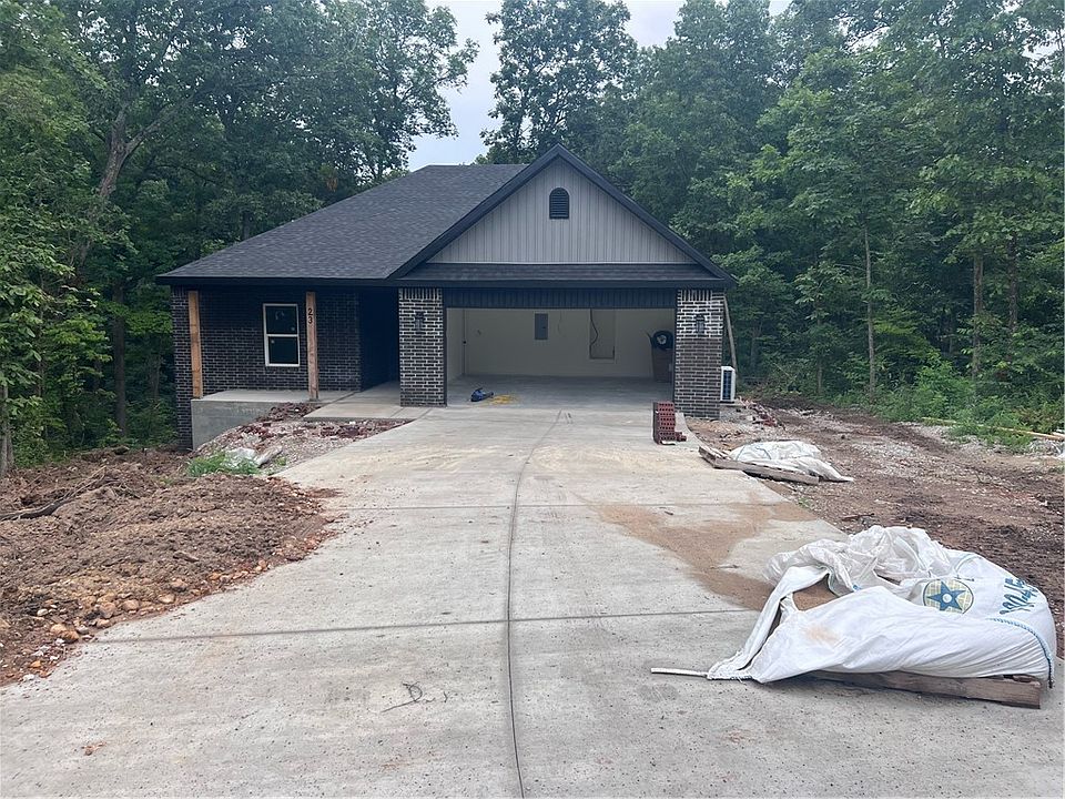 1st image of 23 Lerwick Ln