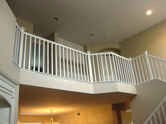 5th image of 15734 Silverpointe Ave