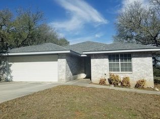 743 Oak Dr, Blanco, TX 78606