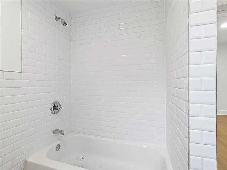 39 Winfield Ave #2 — Photo 12