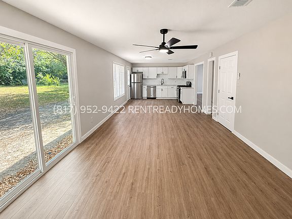 2nd image of 3733 Columbine Dr