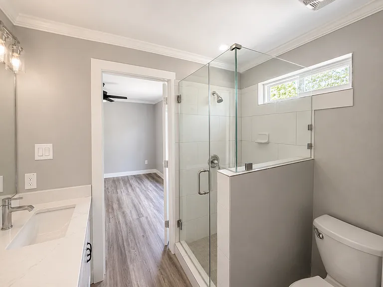 1306 Locust St — Photo 11