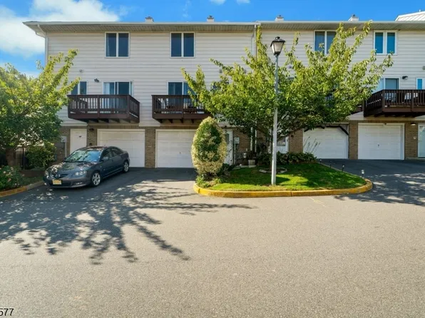 16 Westervelt Pl, Passaic City, NJ 07055