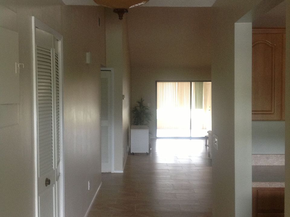 1st image of 571 Belltower Ave #2nd