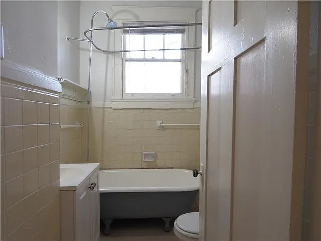4922 Loyola Ave — Photo 7