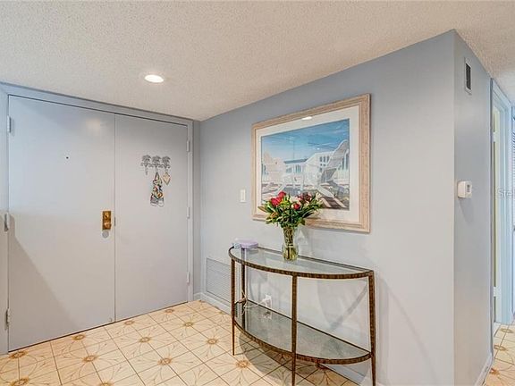 5th image of 1460 Gulf Blvd APT 911