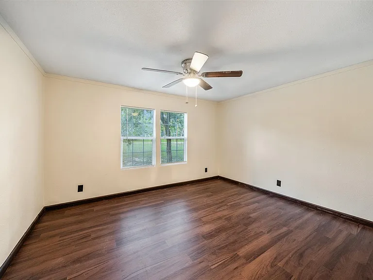 110 Charlies Ln — Photo 22