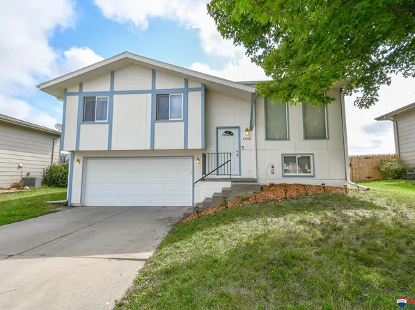 2610 NW 55th St, Lincoln, NE 68524