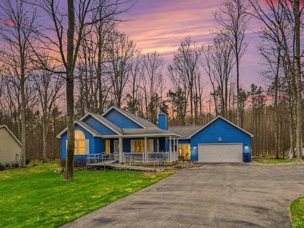 327 Eden St, Kingsley, MI 49649