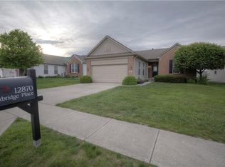 12870 Oxbridge Pl, Fishers, IN 46037
