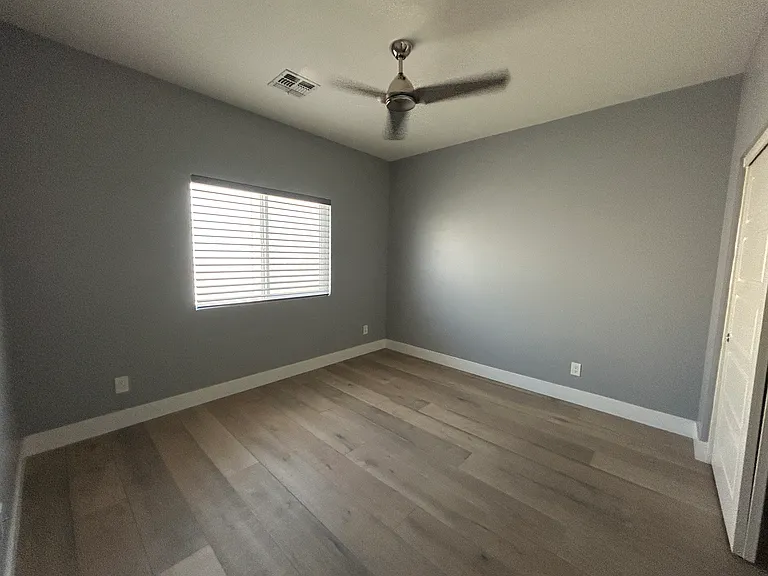 2315 E Pinchot Ave #115 — Photo 54