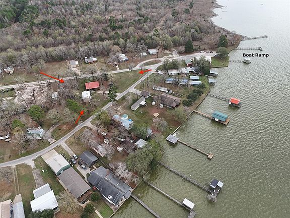 2nd image of 290 Armadillo Cir