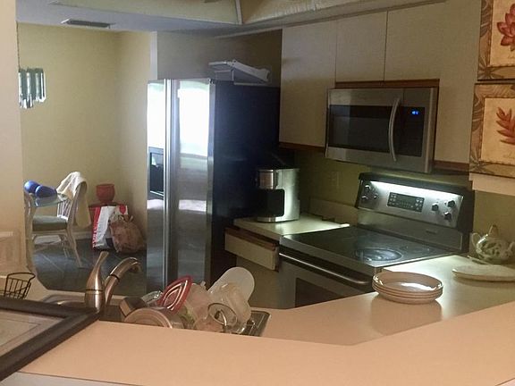 2nd image of 887 Gulf Pavillion Dr APT 103