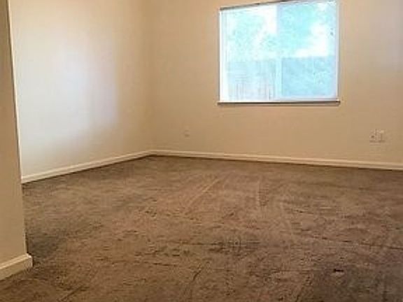 3rd image of 675 Silver Lace Blvd #9
