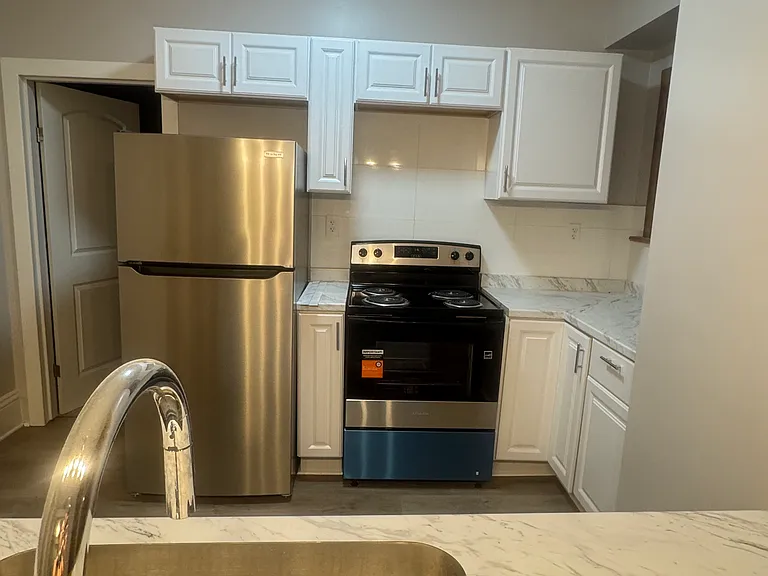 346 N Pennsylvania Ave #B — Photo 11