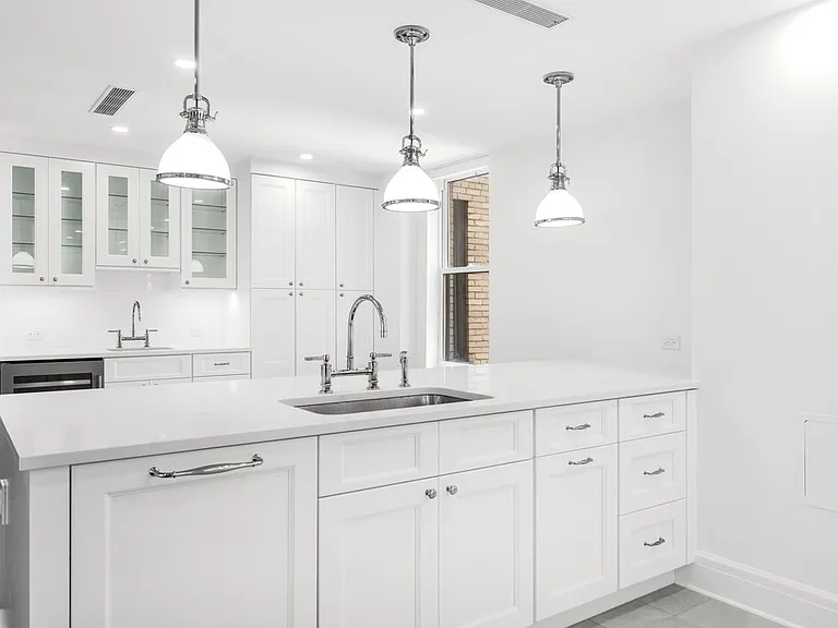 1085 Park Ave #4B — Photo 5