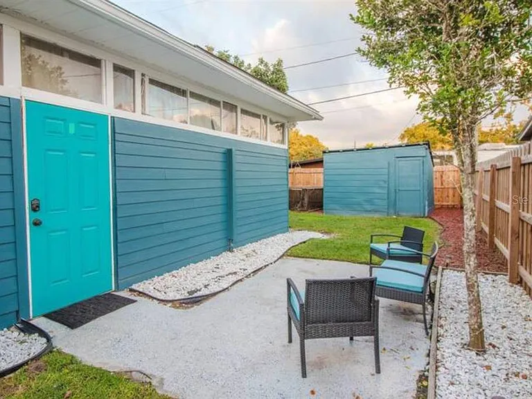 Catalpa Ln — Photo 1