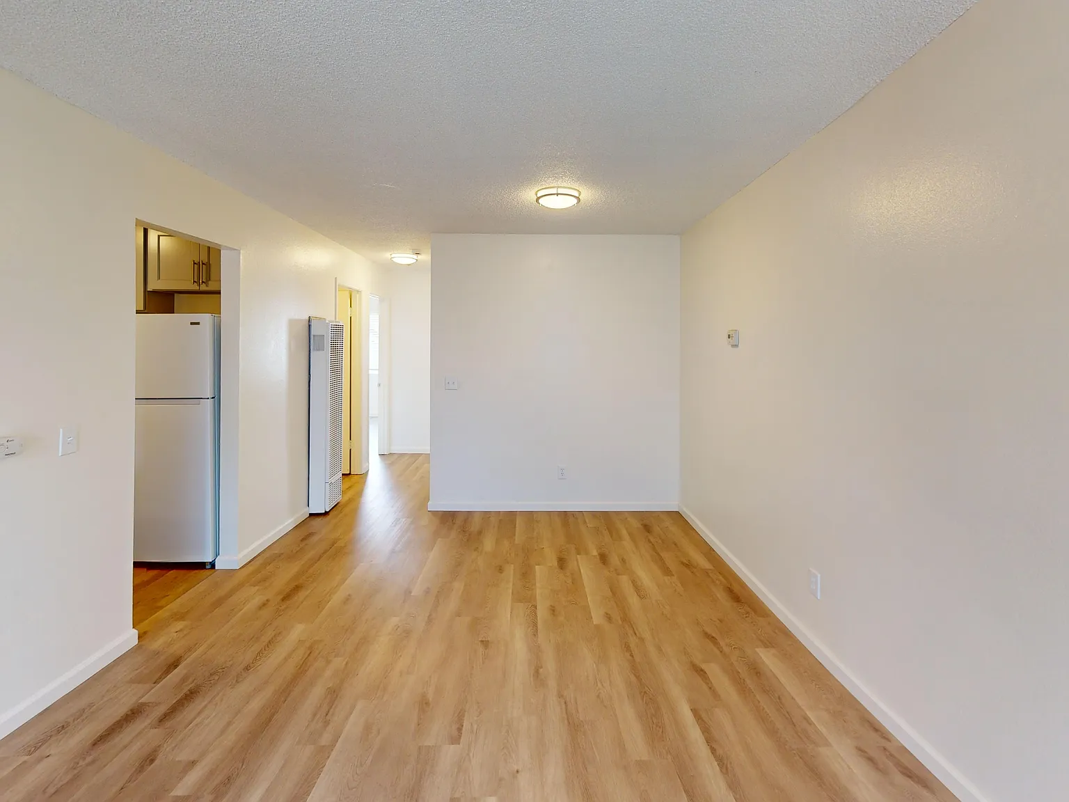 Garden Court Apartments — Photo 2