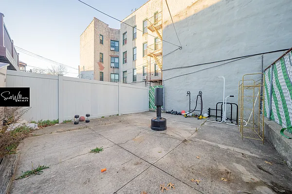 Rented by Scott Williams Realty LLC | media 52