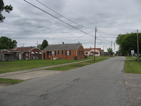 4th image of 1110 Virginia Ave