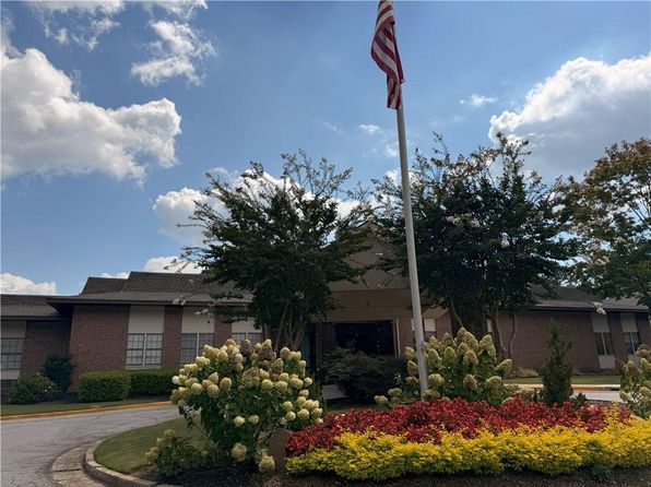 475 Mount Vernon Hwy NW #223C