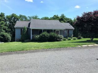 728 Idaho Dr, Lower Burrell, PA