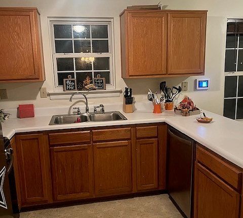 5th image of 6461 Dawnfield Ln