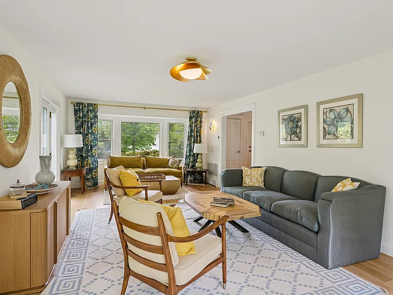 38 Brander Pkwy — Photo 8
