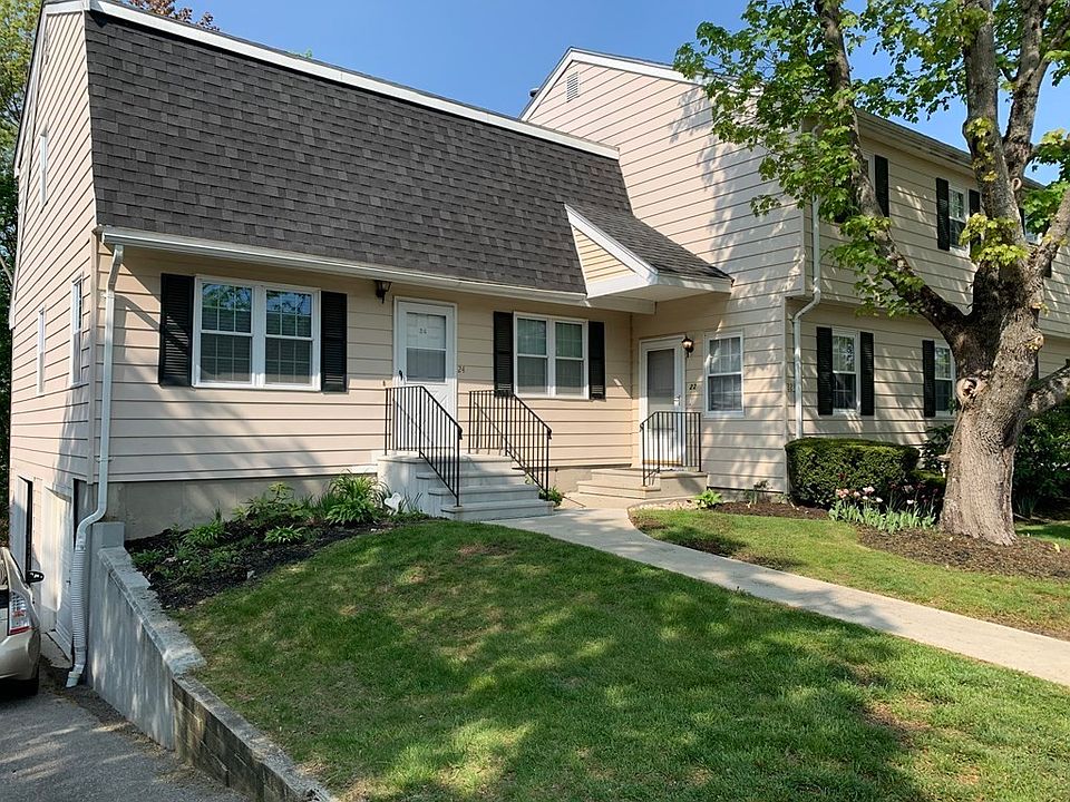 1st image of 24 Pamela Ln #15-1