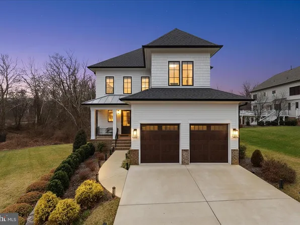 5696 Tunwell Ct, Burke, VA 22015