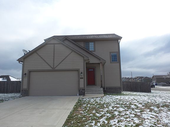 5th image of 1031 Dakota Ln