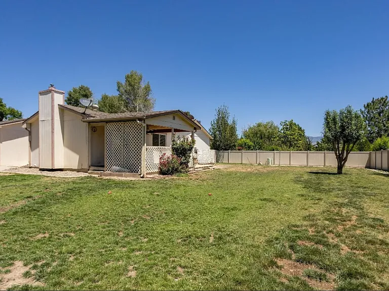 3169 Stanford Ct — Photo 2