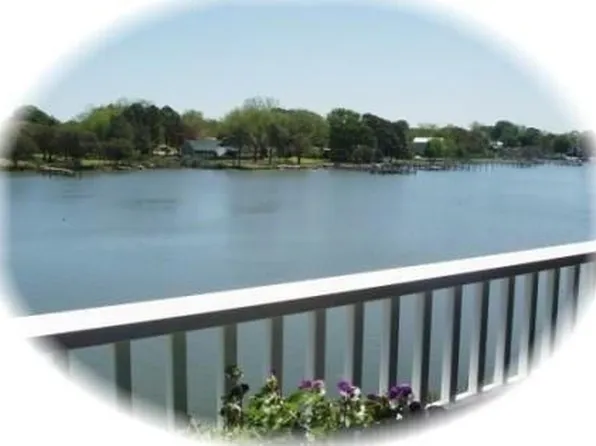 236 Dockside Dr APT C, Hampton, VA 23669