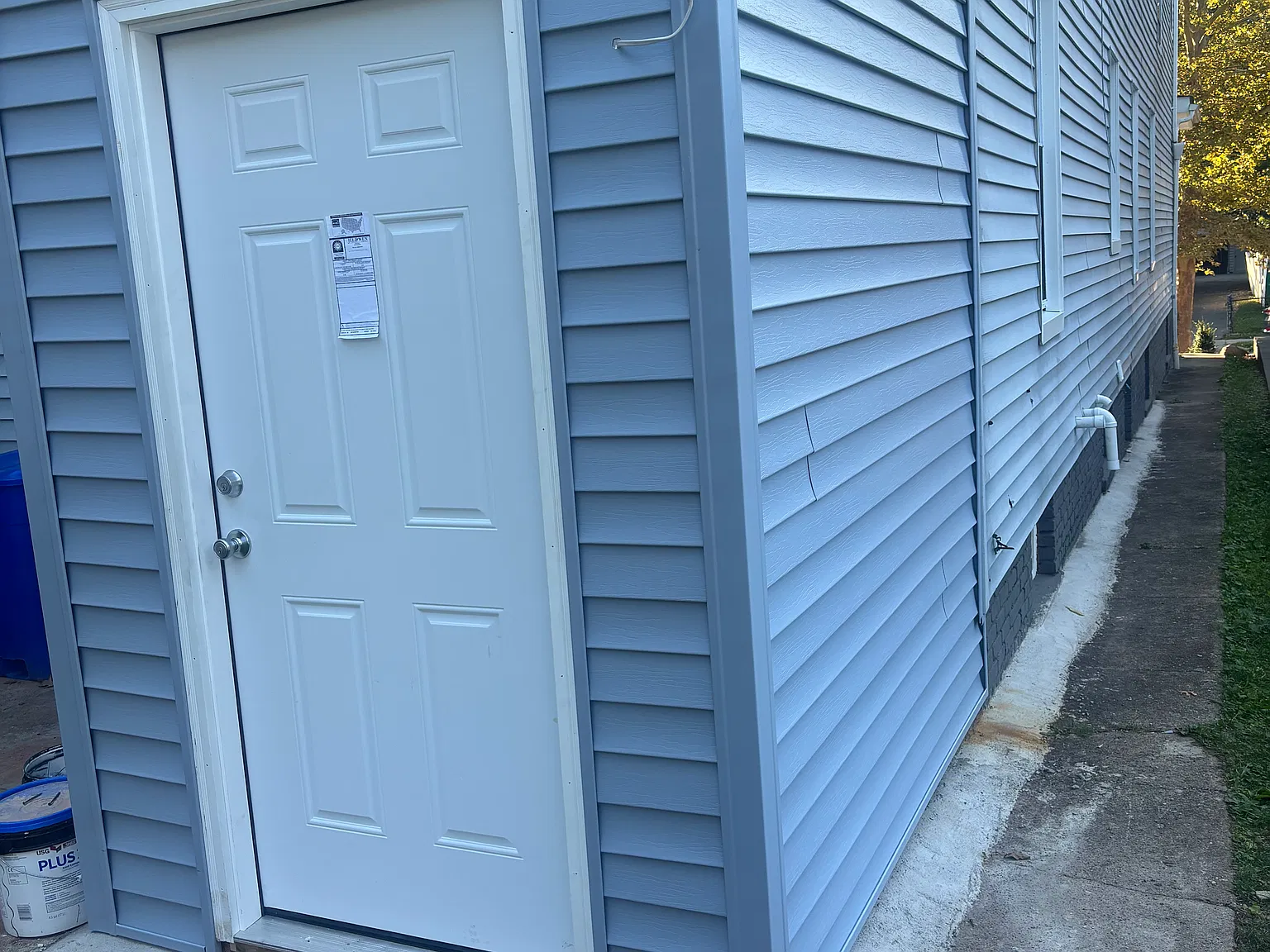 Studio, $1,500 — Photo 1