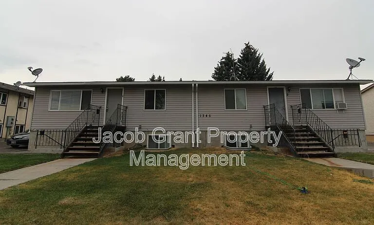 1345 Paul St #1 — Photo 1