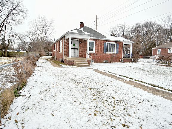 2nd image of 1182 N Concord St