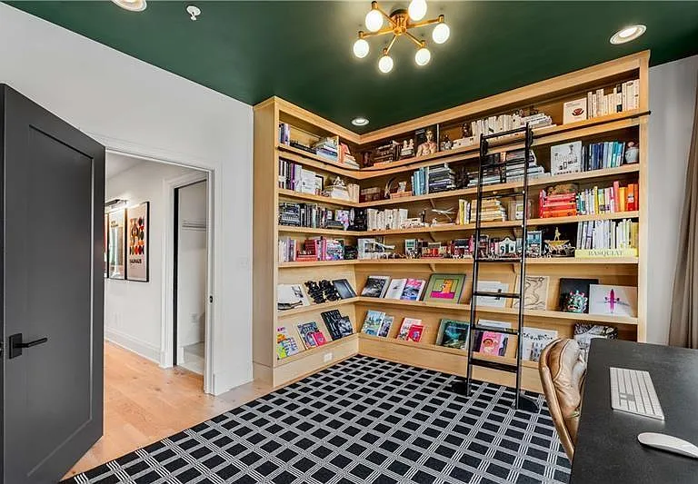 661 Auburn Ave NE #16 — Photo 35