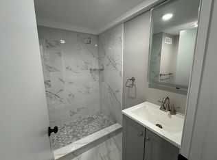 13 Hamilton St APT 1, Framingham, MA 01701