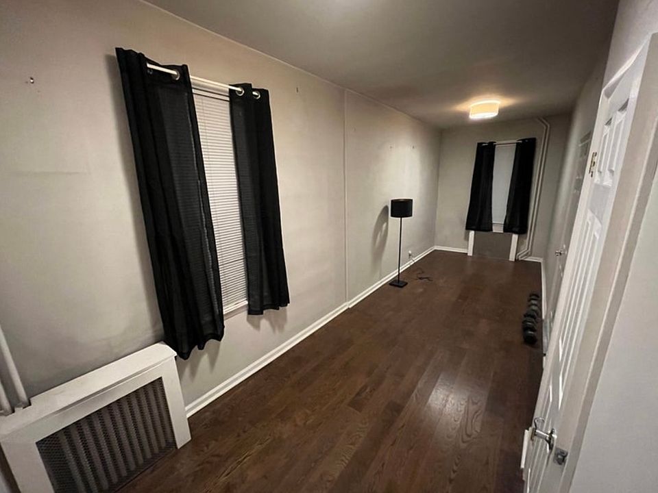 1st image of 11 W 28th St #1