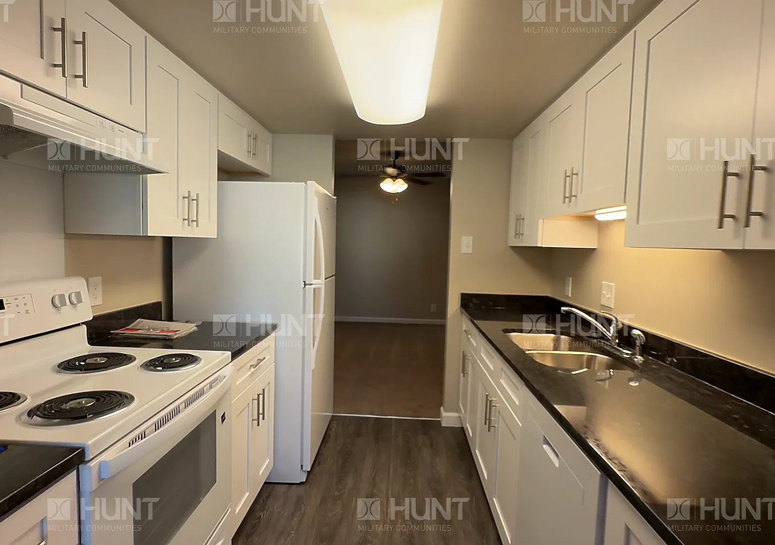 4 bed, 2.5 bath, 1500 sqft, $3,550 — Photo 4