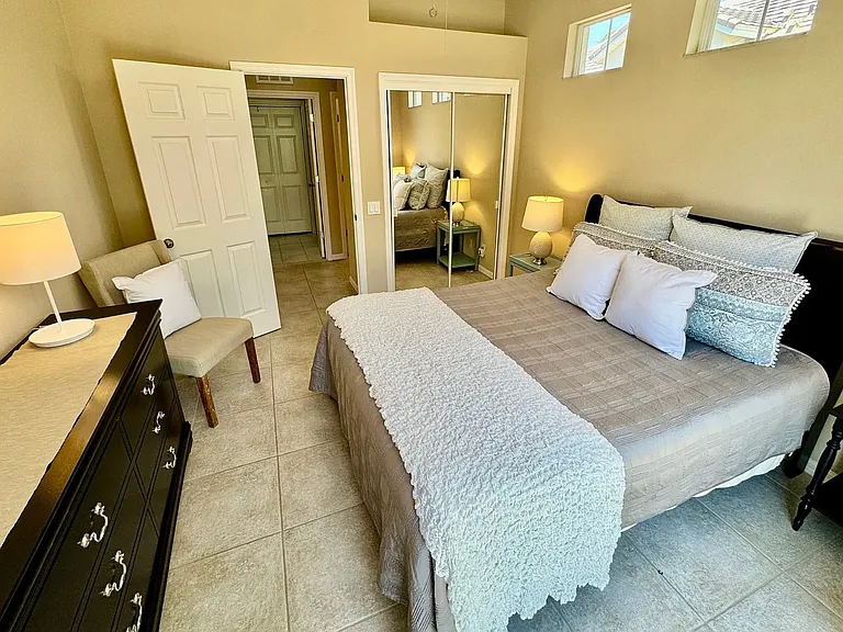7330 Kensington Ct — Photo 8