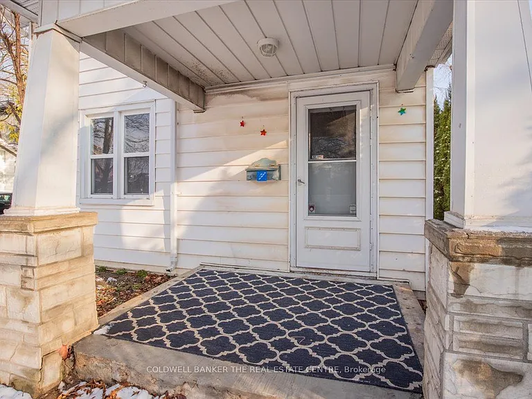 24 Maple St — Photo 15