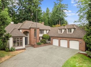 15814 NE 135th St, Redmond, WA