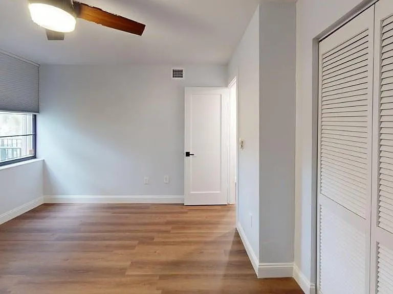 1555 S Federal Hwy #206 — Photo 21