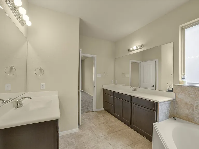 3511 Brampton Island Dr — Photo 24