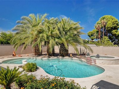 1909 Oakleaf Ln, Las Vegas, NV, 89146